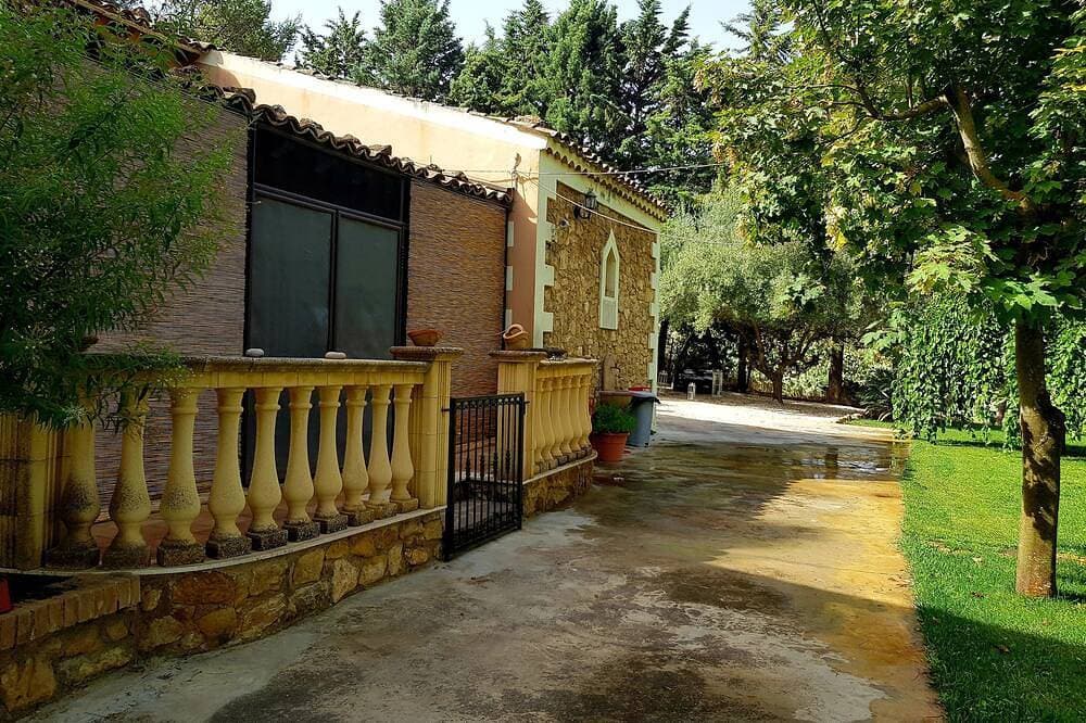 Foto 11 von 25: Villa „Oasi Bubbonia“ mit Pool, WLAN und Klimaanlage