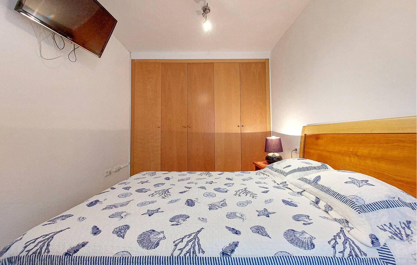 Foto 10 von 15: Strandblick Apartment mit AC, Waschmaschine, Parkplatz - Playa Masbó 900m