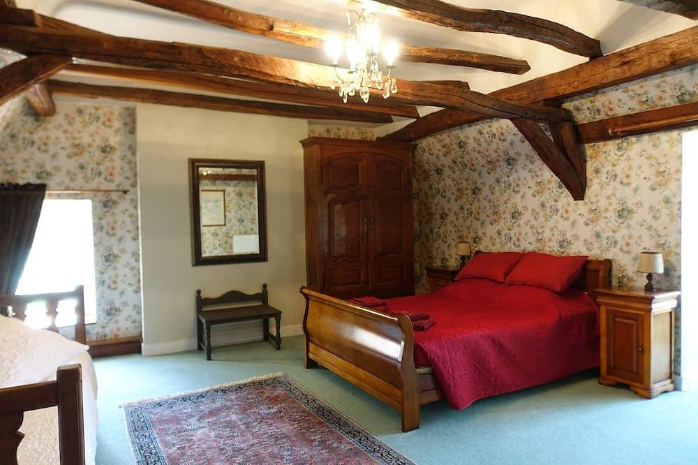 Foto 6 von 23: Herrenhaus aus dem 16. Jahrhundert mit Pool