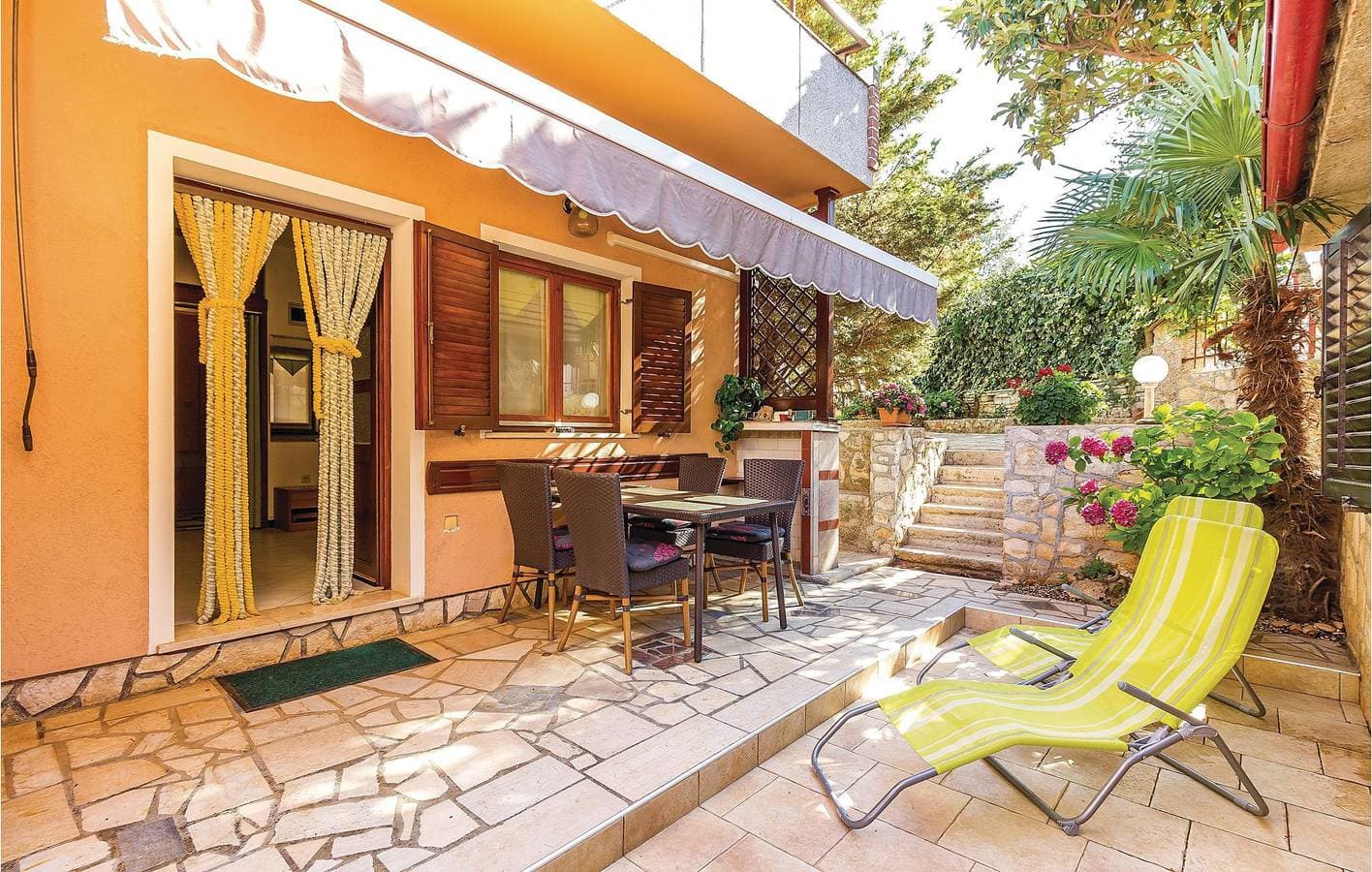 Foto 8 von 37: Reizende Ferienwohnung mit Terrasse und Pool, 1,5 km vom Strand von Fažana entfernt