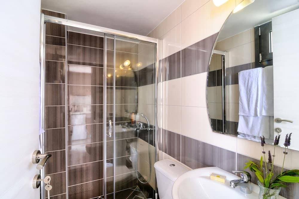 Foto 4 von 24: Myrtos Mare Suites - Seafront Maisonette