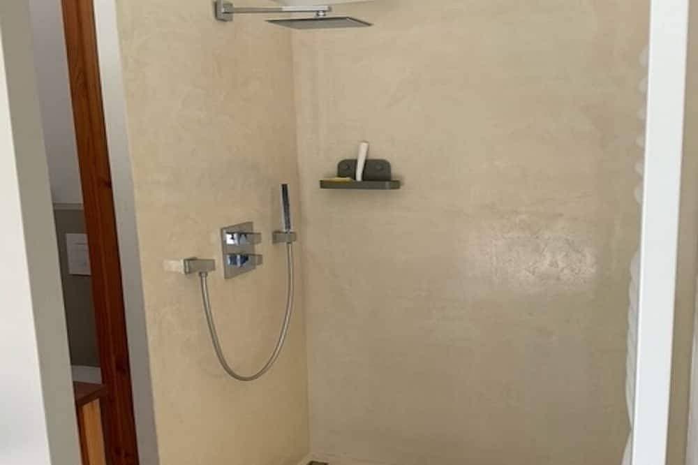 Foto 11 von 30: Villa Contemporaine Avec Piscine . Le 210