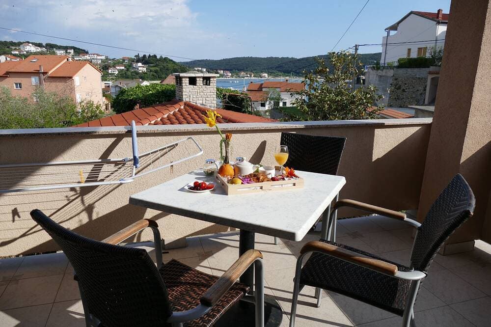 Foto 12 von 15: Studio Appartement mit Terrasse und Meerblick Kampor, Rab
