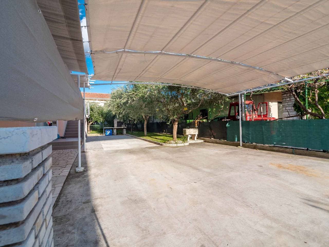 Foto 2 von 21: Ferienwohnung mit gemütlicher Terrasse und Grillmöglichkeit