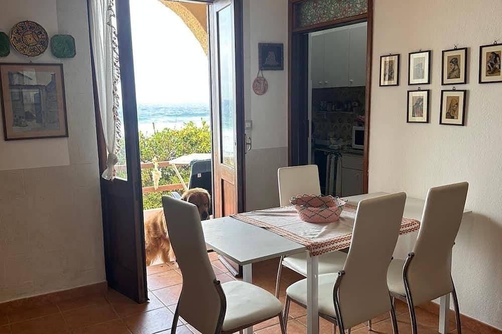Foto 12 von 15: Haus am Meer – nur wenige Schritte zum Strand, mit Garten & Terrasse