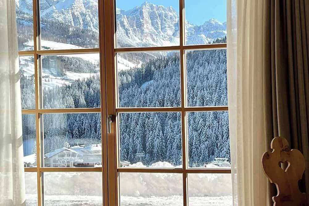 Surrounded by green - Luxury Chalet & Dolomites 1