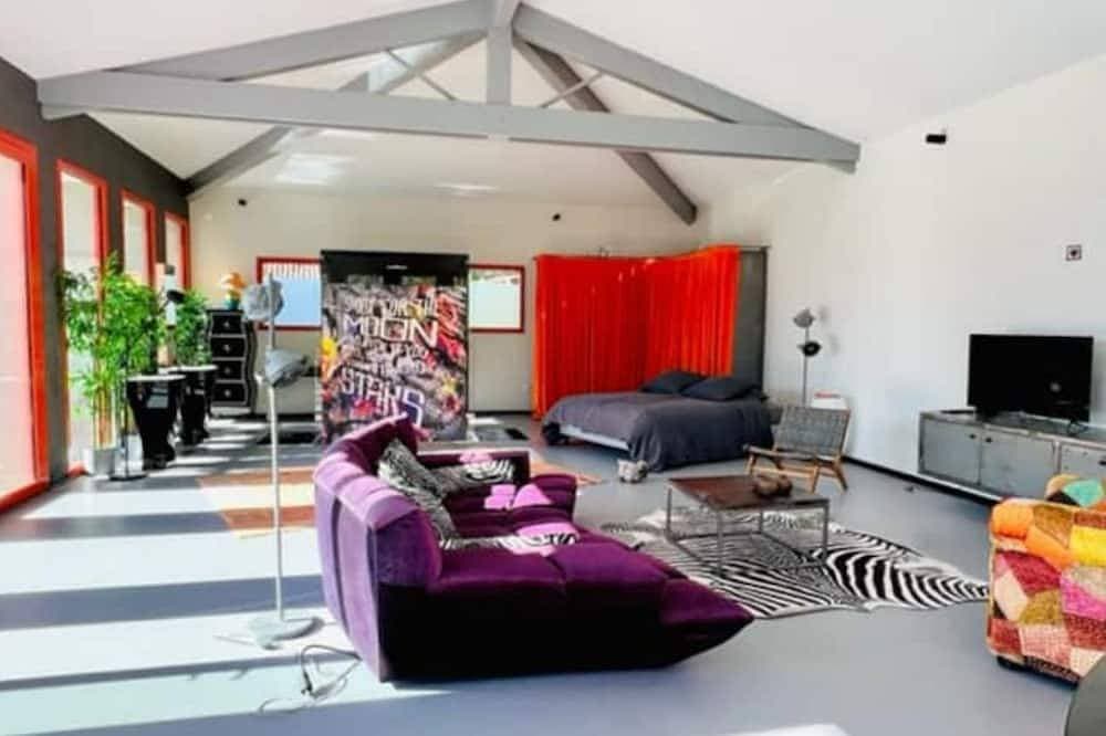Foto 2 von 30: Villa Asterisk design facing Mont Ventoux
