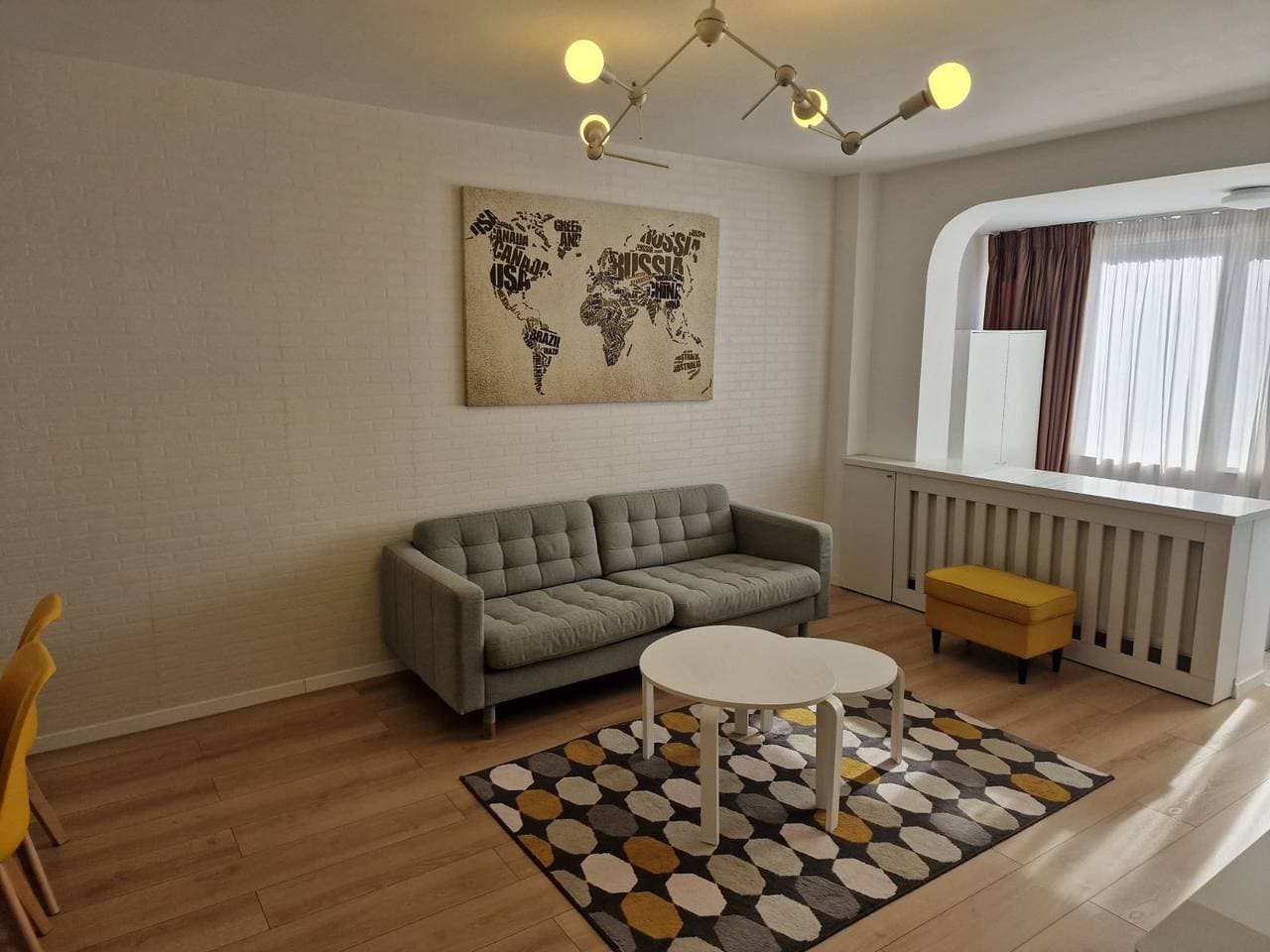 Foto 4 von 10: Gelbe Wohnung - Cismigiu-Gärten