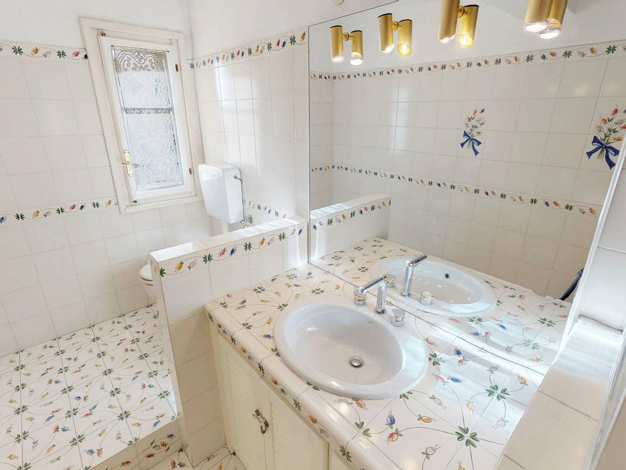 Foto 7 von 19: Schöne 2-Zi-Whg in Menton mit Meerblick und Terrasse
