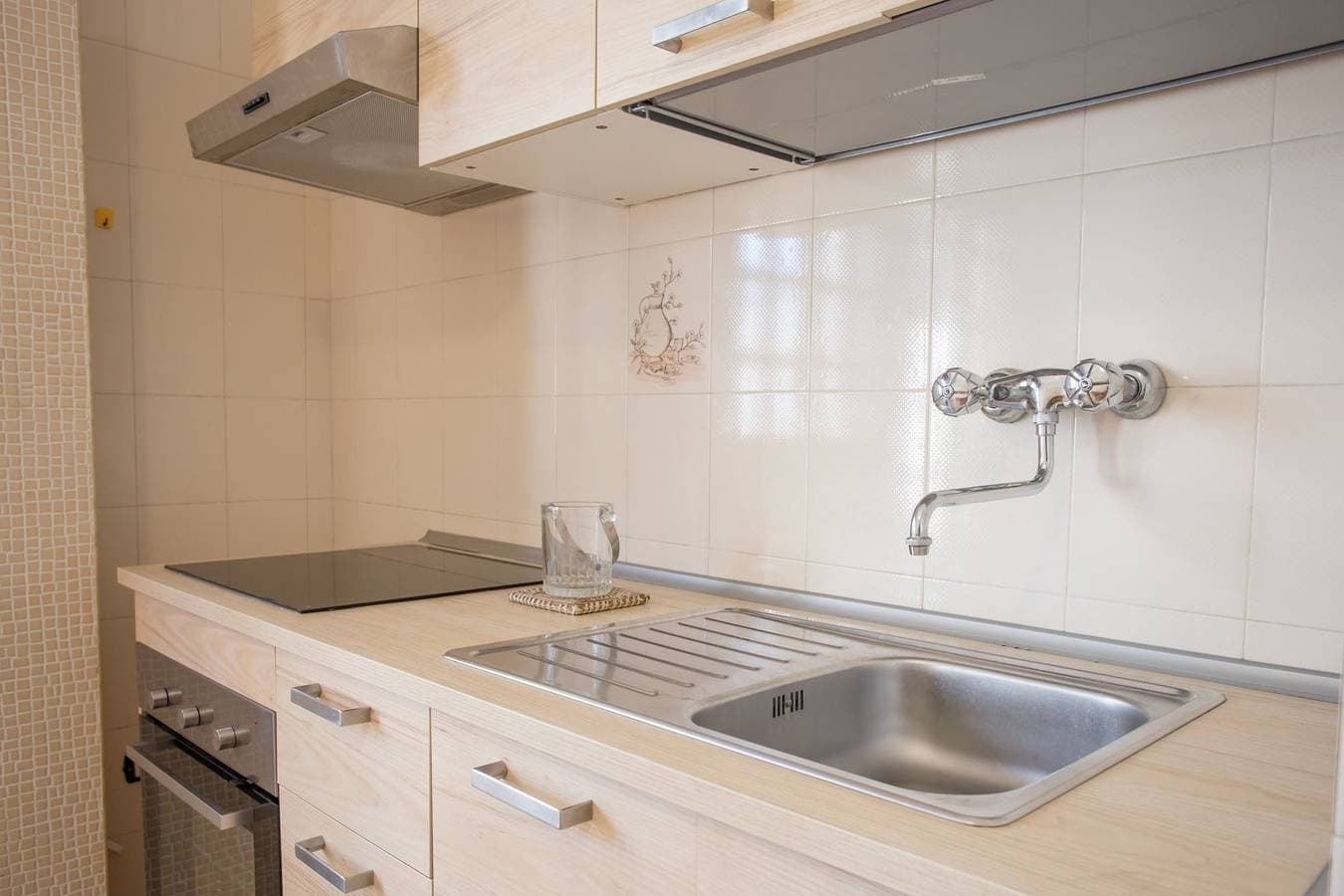 Foto 12 von 33: Villa für 9 Personen mit Balkon