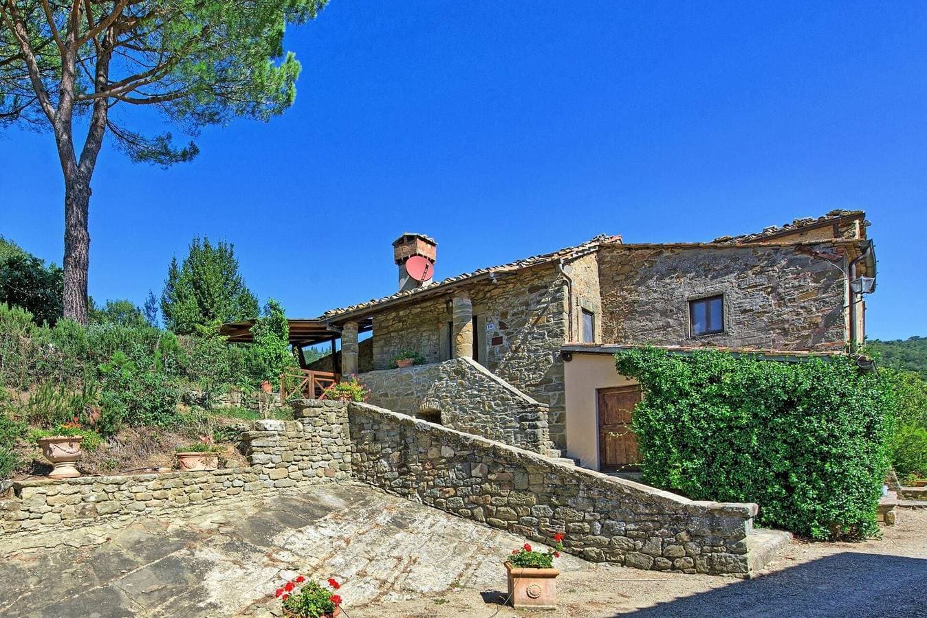 Foto 3 von 39: Villa für 6 Personen mit Pool