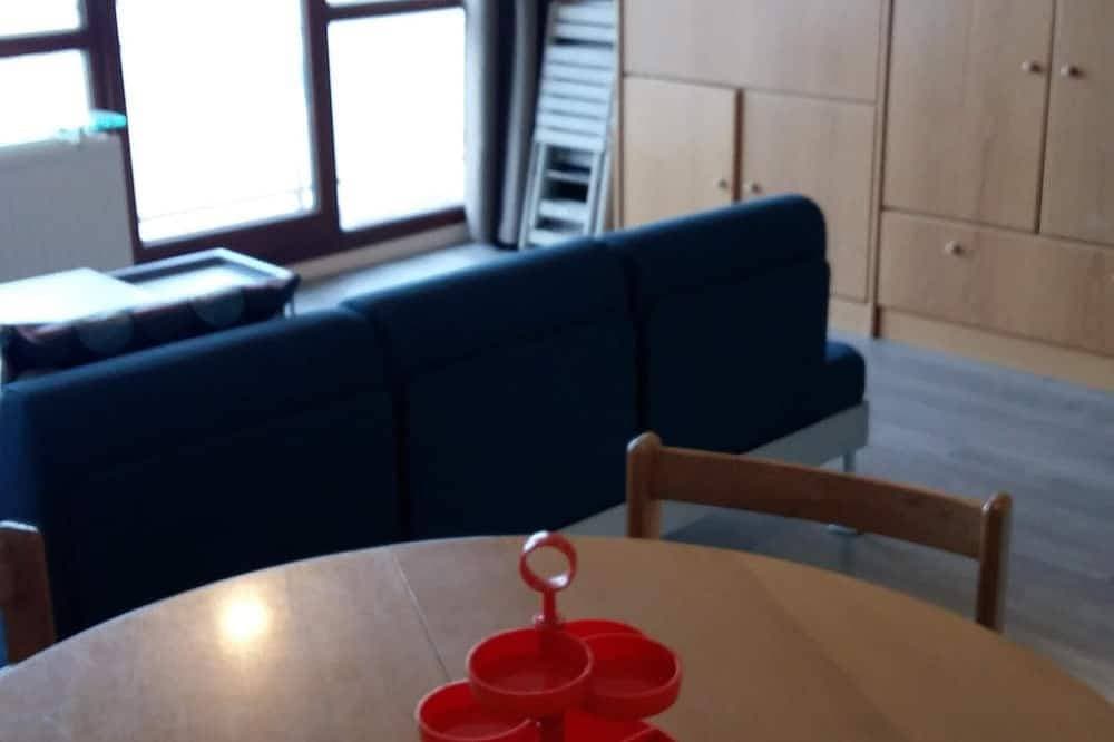 Foto 11 von 30: 70'er Jahren Design-Studio mit herrlichem Meerblick