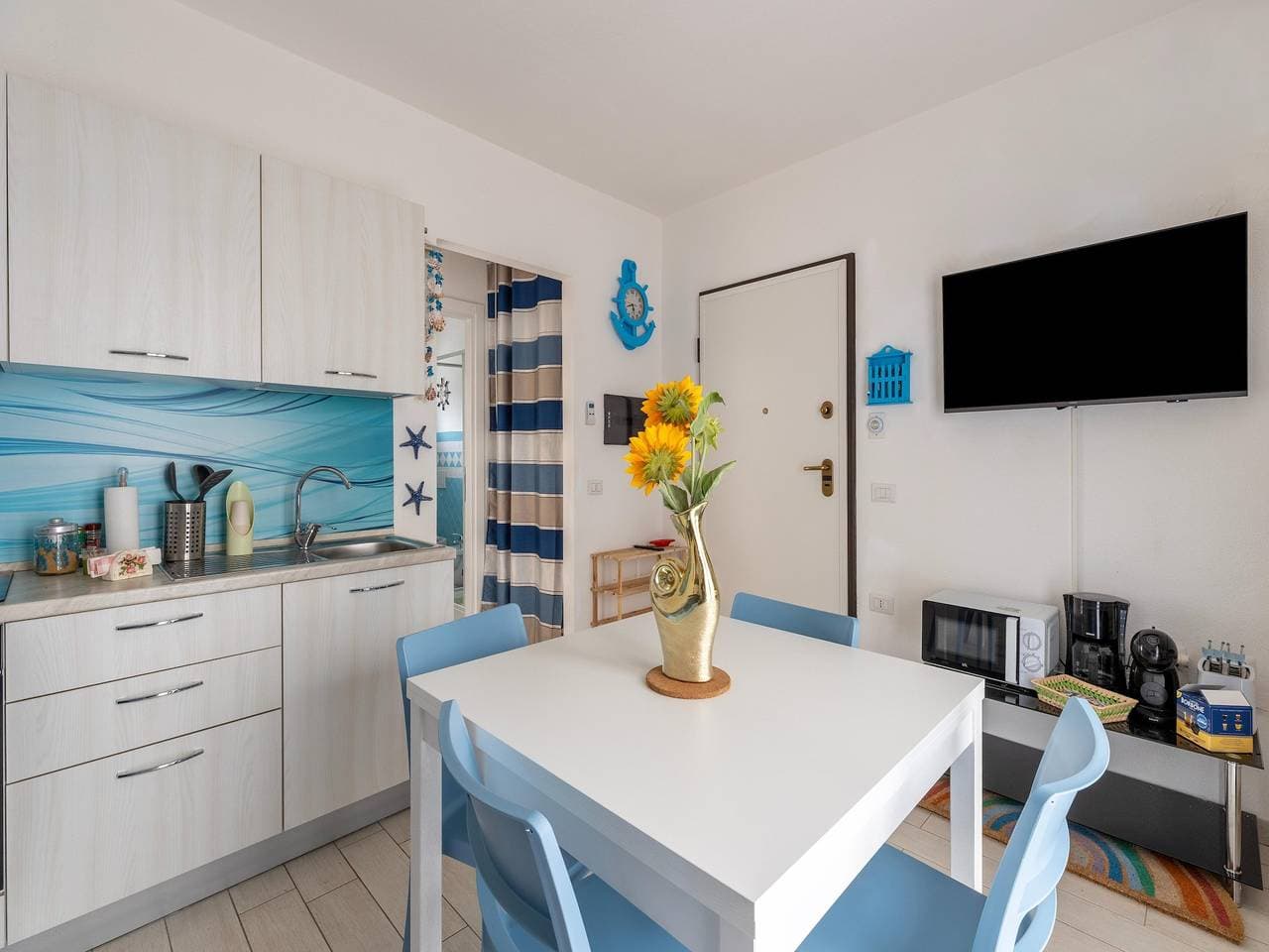 Foto 9 von 38: Privater Swimmingpool und privater Garten