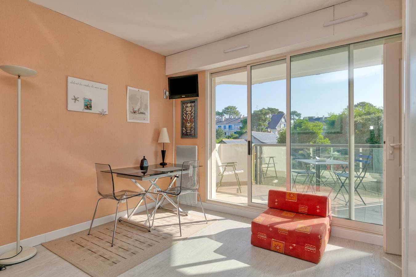 Foto 4 von 24: Einzimmerapartment 'Cosy Au Bord De L'eau' mit Balkon