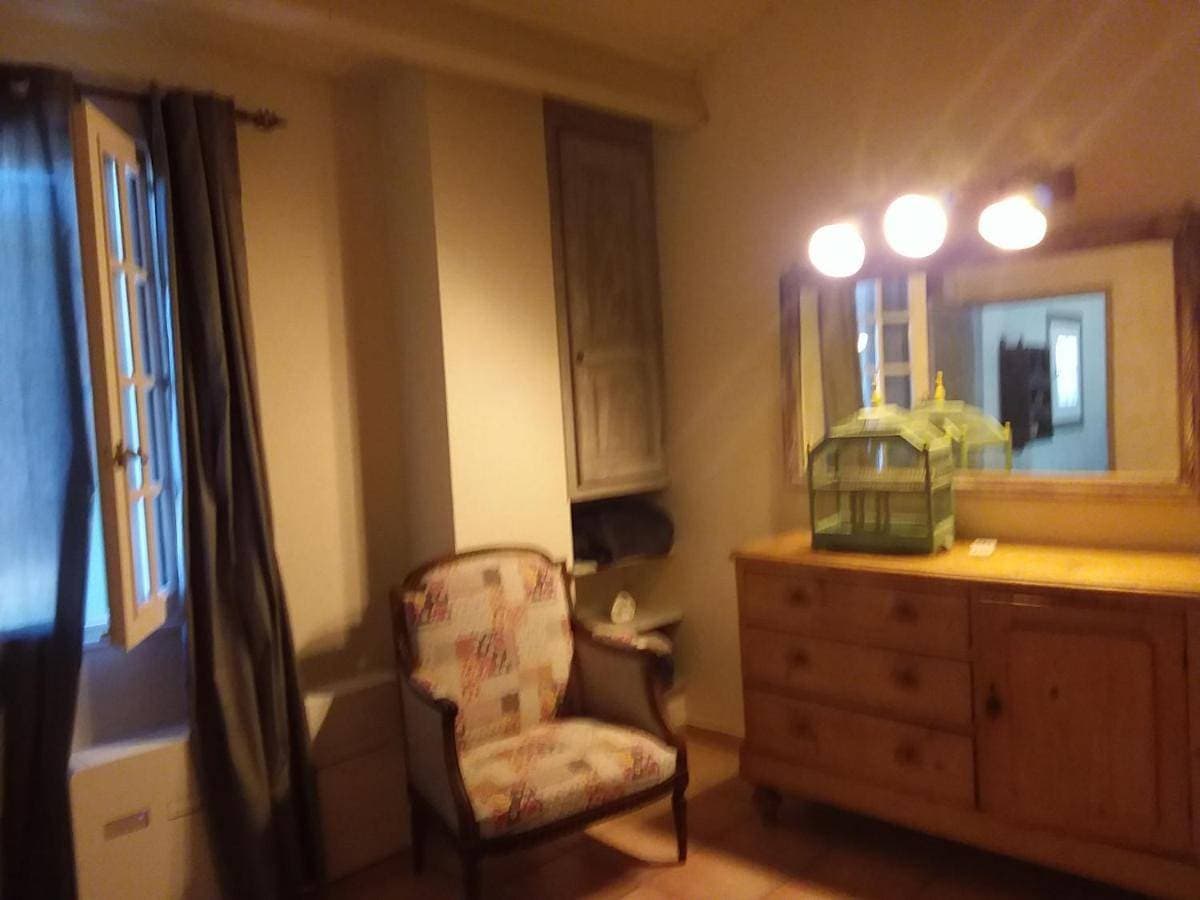 Foto 4 von 7: Double Room with Private Bathroom