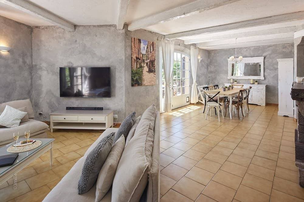 Foto 11 von 30: Schöne Familienvilla für 11 Personen mit privatem Pool in der Nähe von Grasse