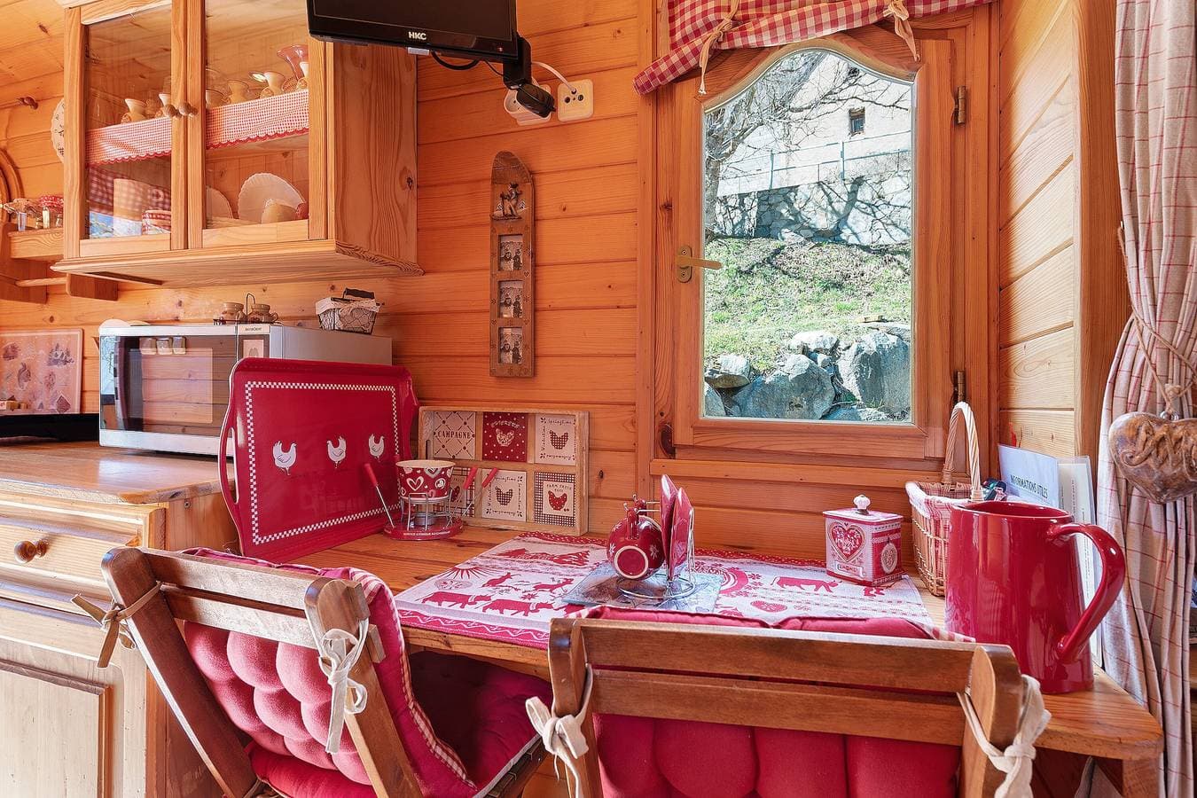 Foto 5 von 22: Roulotte Gentiane – Entspannung in den Pyrenäen, Nähe Gavarnie