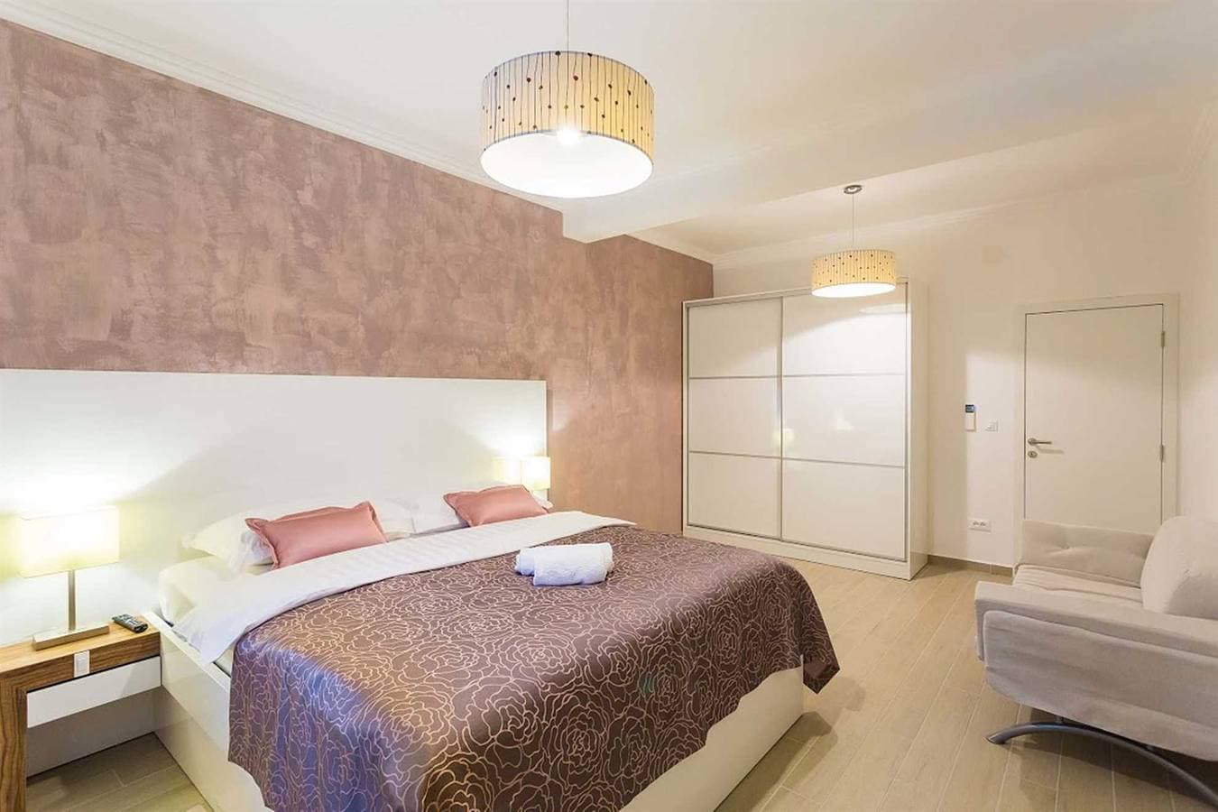Foto 7 von 12: Komfort-Deluxe-Suite - Jasmin Lush