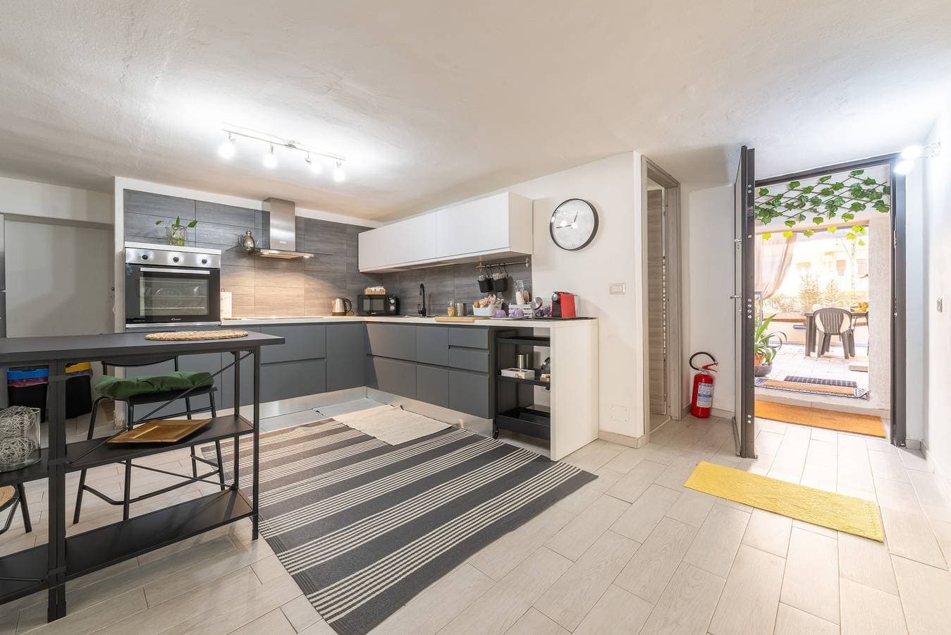 Foto 10 von 24: Casa Vacanze Manzoni 29 – Zentrale, komfortable Wohnung mit Terrasse in Cagliari