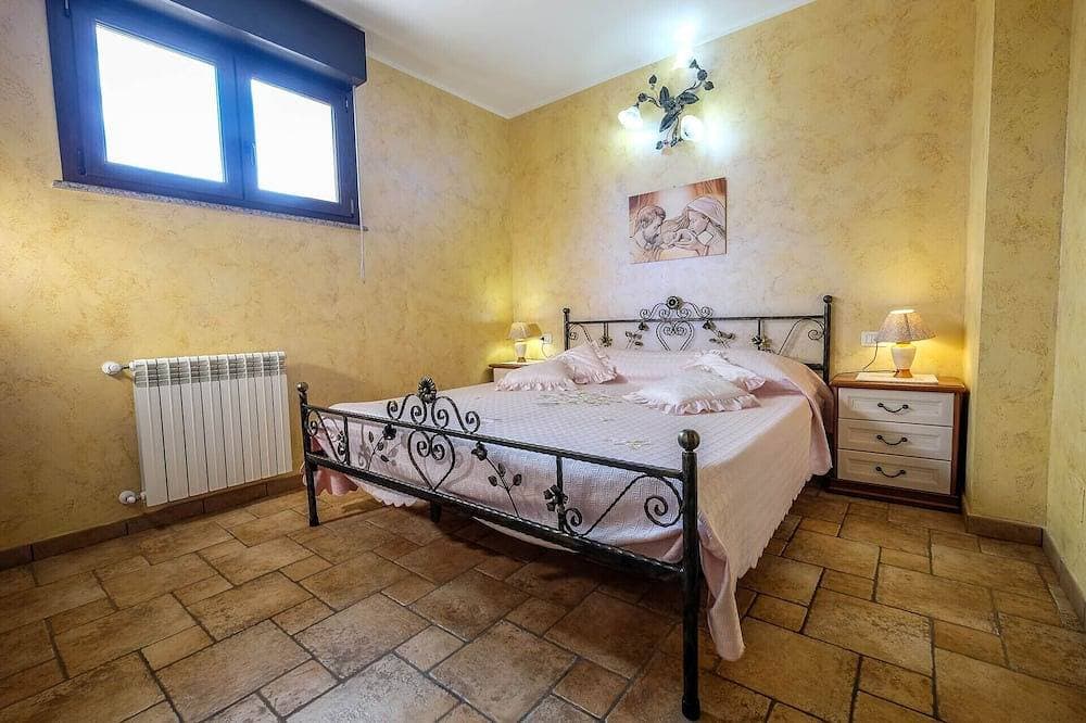 Foto 4 von 15: Ferienwohnung Nuraghe auf Olivenhain am Stadtrand,  barrierefrei,  WLAN,