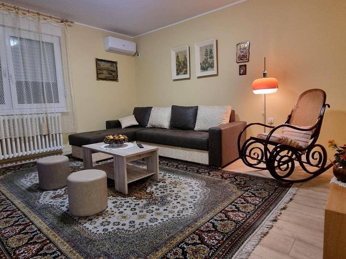 Bulevar NS - Stan u blizini železnike stanice i Sajma 1