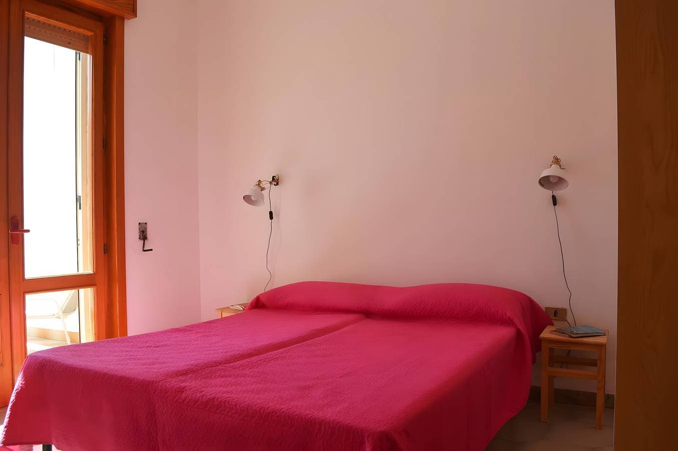 Foto 10 von 36: Ferienhaus 'Mizu für 4 in San Foca' mit privatem Garten