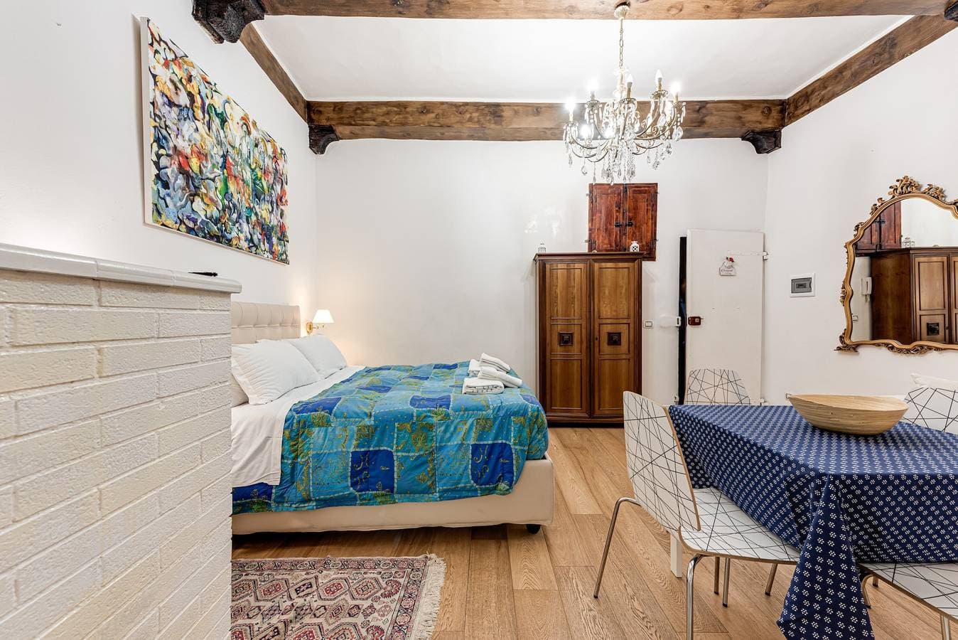 Foto 5 von 20: Ferienapartment 'Quiet Independent at the Duomo' mit WLAN und Klimaanlage