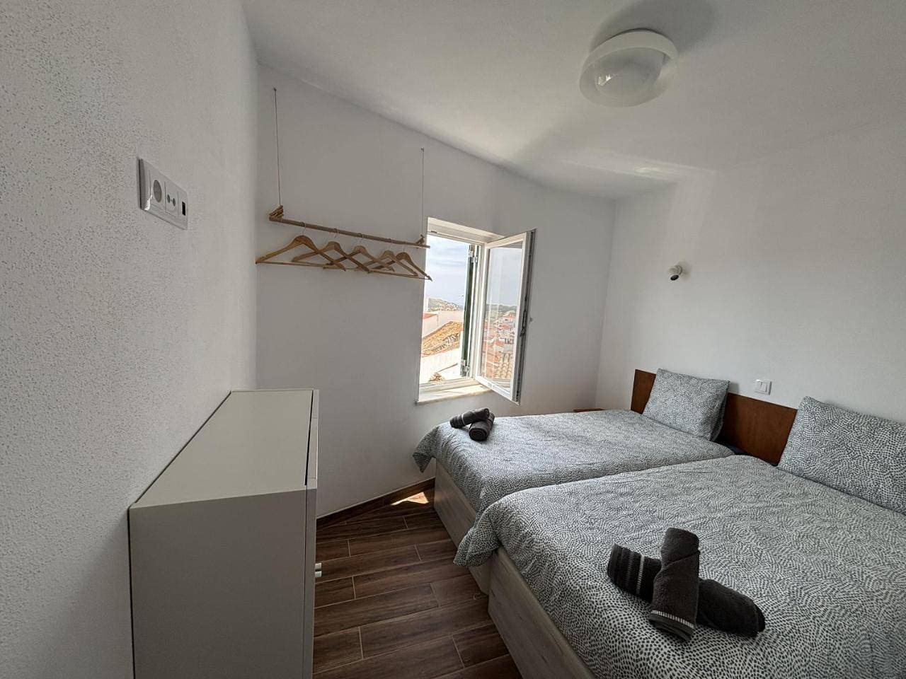 Foto 11 von 15: Double Room with Private Bathroom