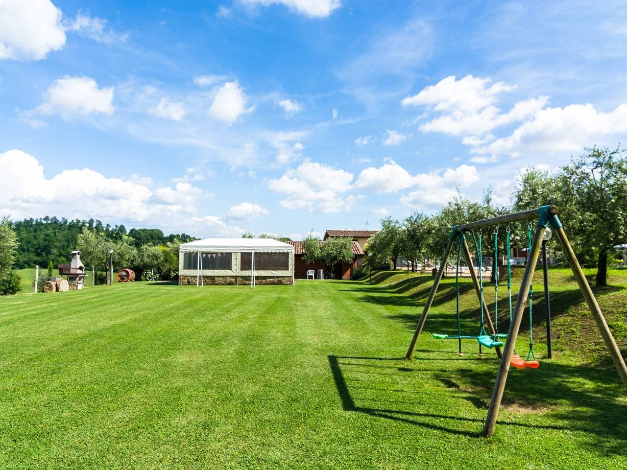 Foto 11 von 64: Villa in Perugia mit Pool und Hügelblick