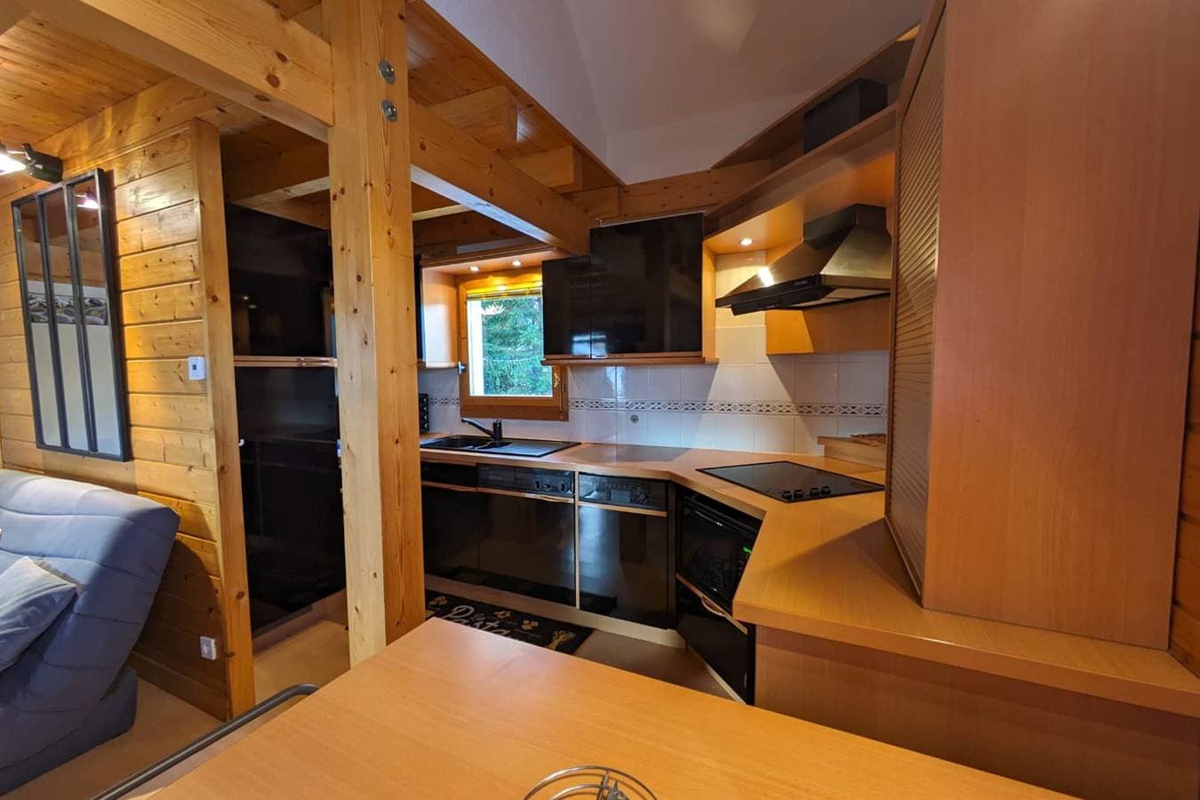 Foto 5 von 30: Chalet für 6 Personen mit Terrasse