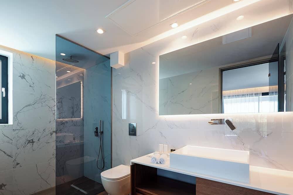 Foto 11 von 30: Nuera III: Modern 3Br Villa, 300m from the Beach