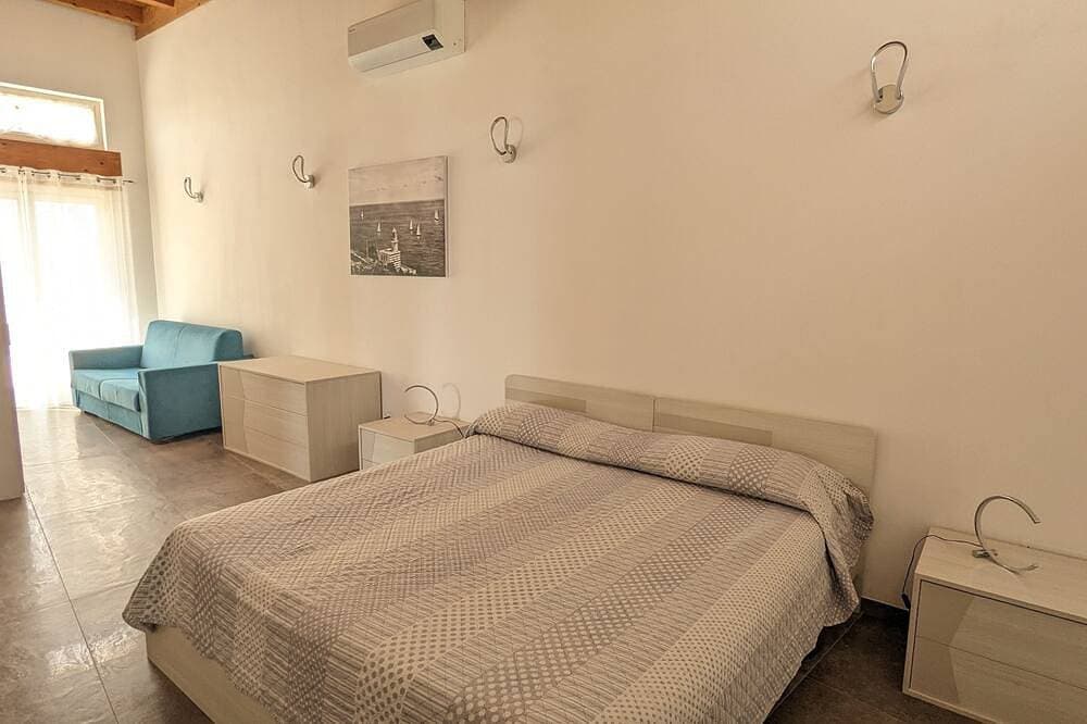 Foto 2 von 30: Villa with Pool and Jacuzzi on Sea View Terrace