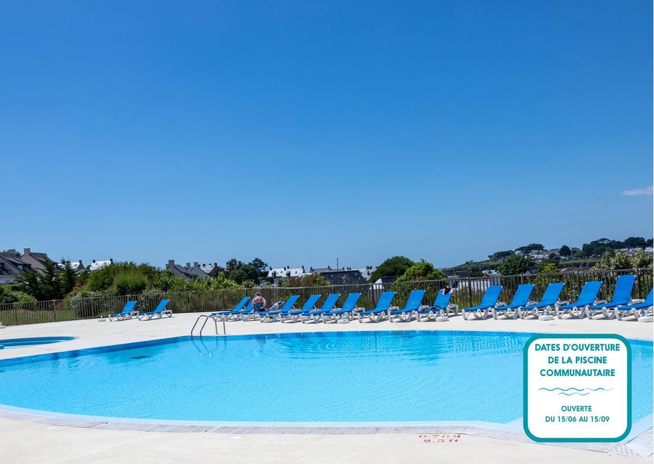 Foto 5 von 22: Gegenüber der Marina, Haus für 6 Personen, Pool