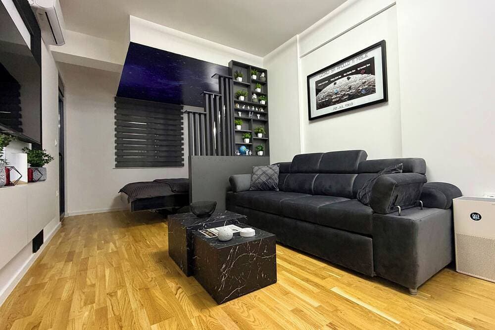 Foto 8 von 30: Jacuzzi, Floating Bed & 4D Massage Chair - Presidential Apartment Apollo 11