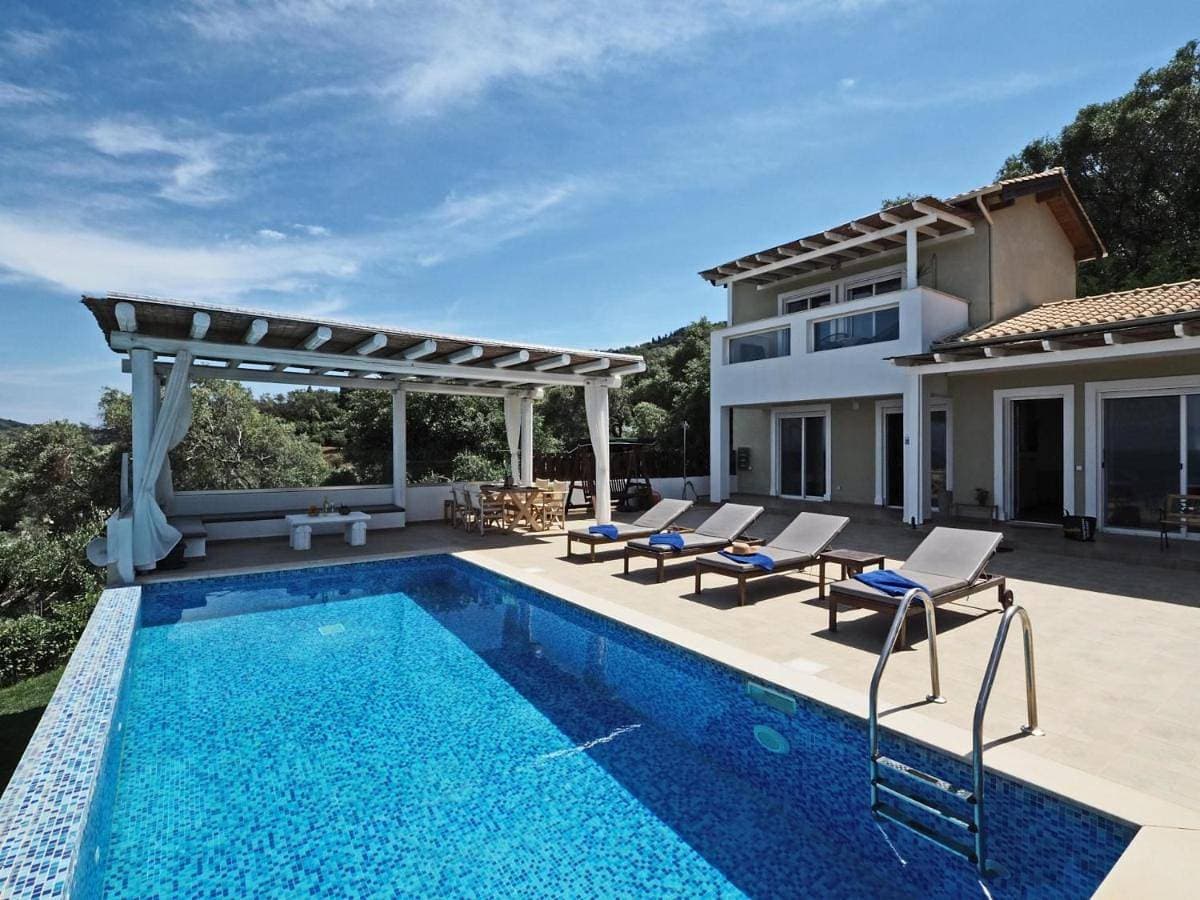 Foto 2 von 5: Villa