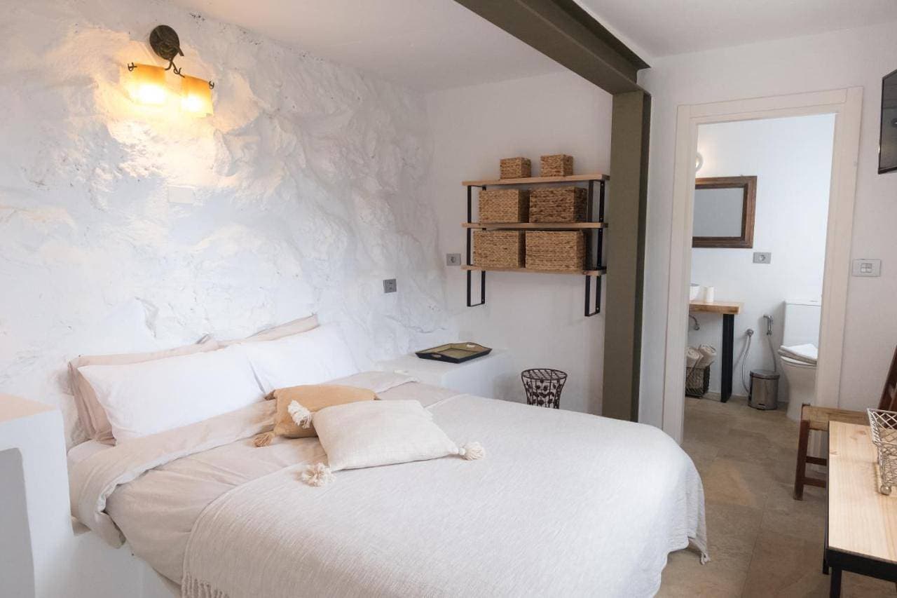 Foto 7 von 15: Double Room with Private Bathroom
