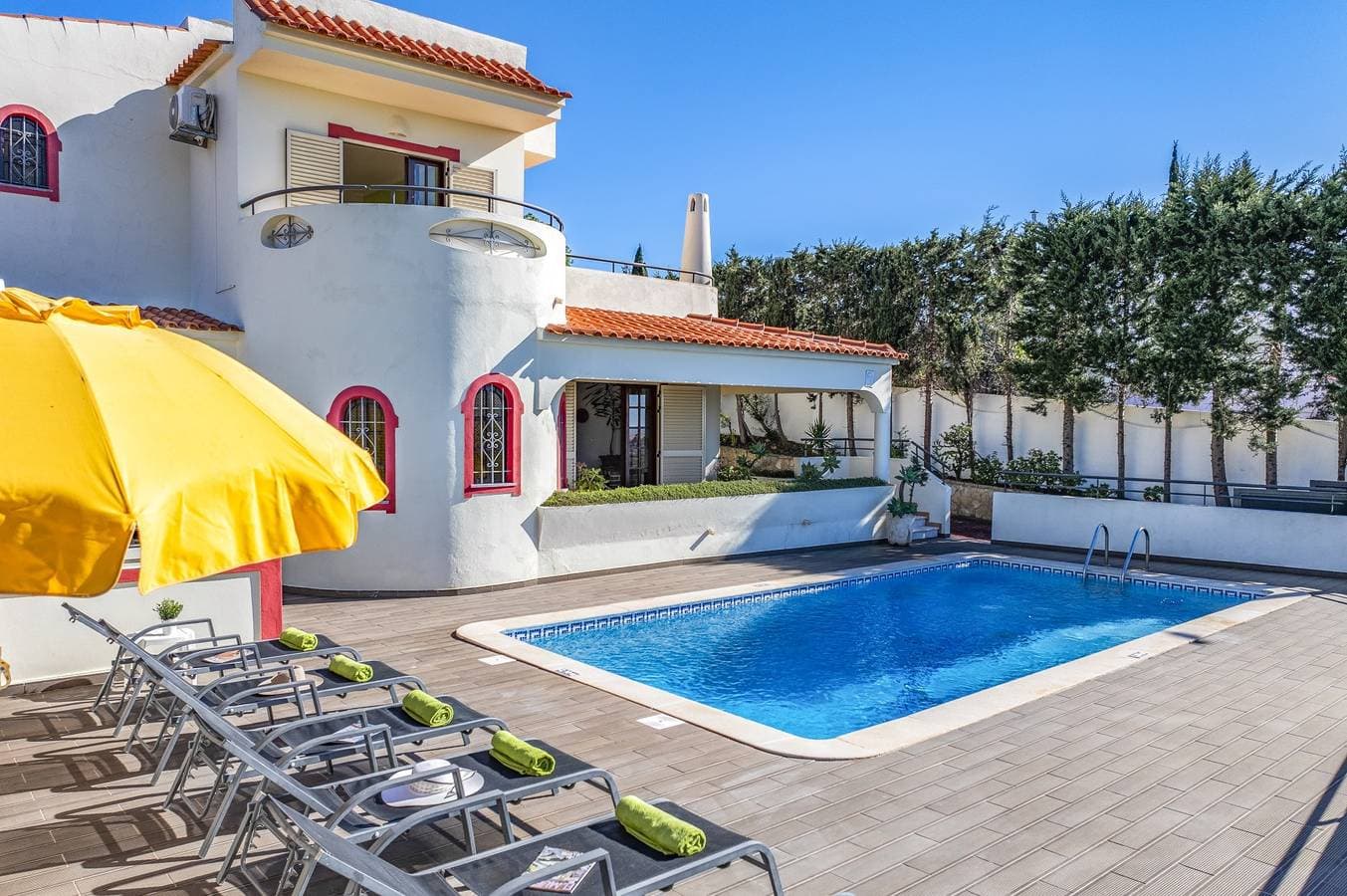 Foto 7 von 22: Villa für 6 Personen mit Garten