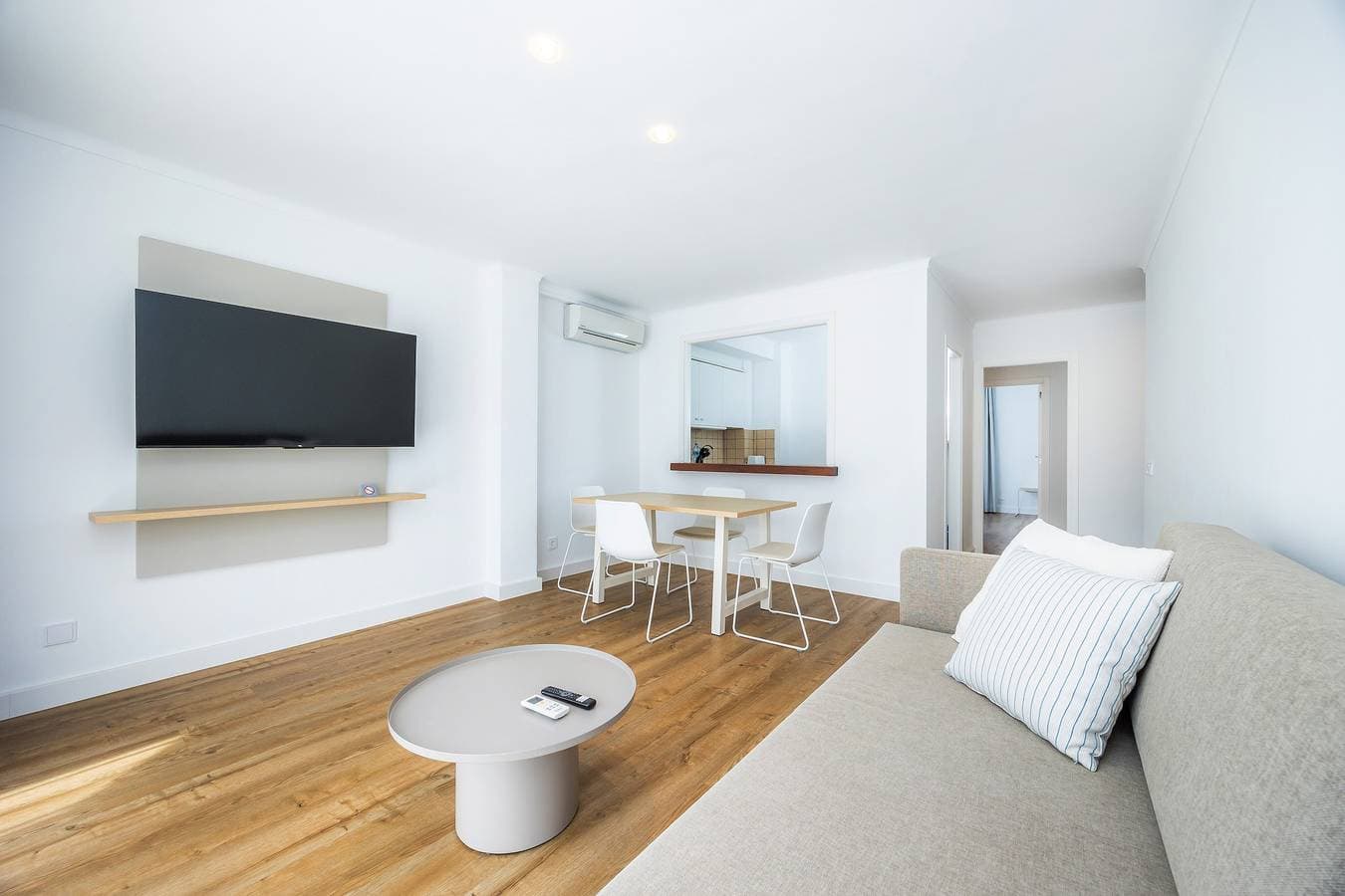 Foto 4 von 30: Ferienwohnung 'Apartament Massanet 1a' mit Balkon, WLAN und Klimaanlage