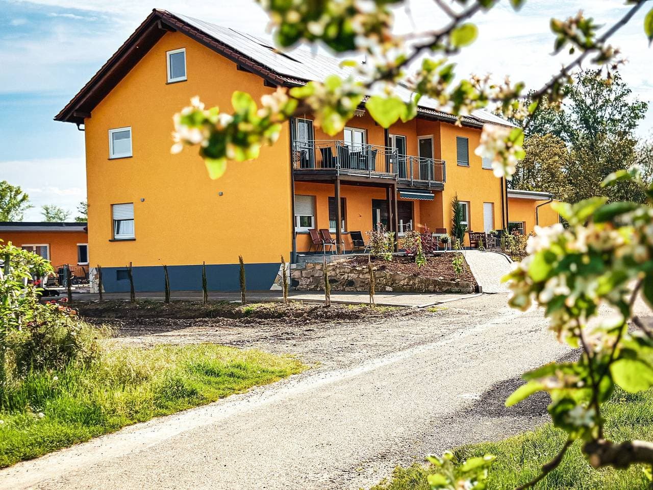 Foto 2 von 21: Ferienwohnung Eichert 55qm mit Balkon und WLAN