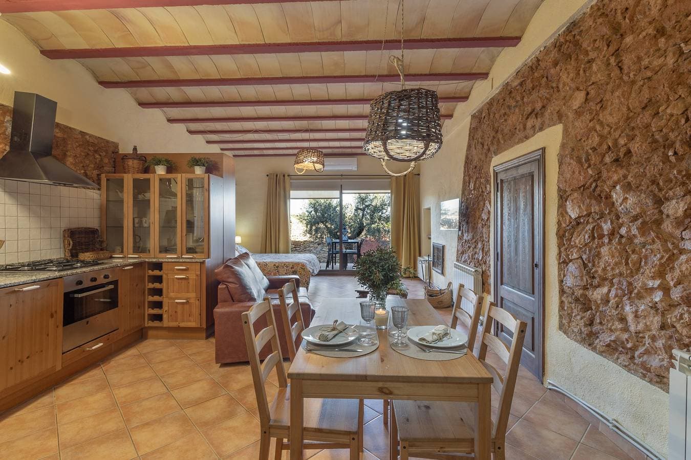 Foto 5 von 28: Ferienhaus 'Loft Rural Orenetes Ideal für Paare' mit Bergblick, WLAN und Klimaanlage
