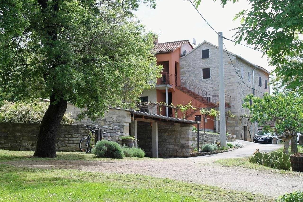 Apartments Mestri 1