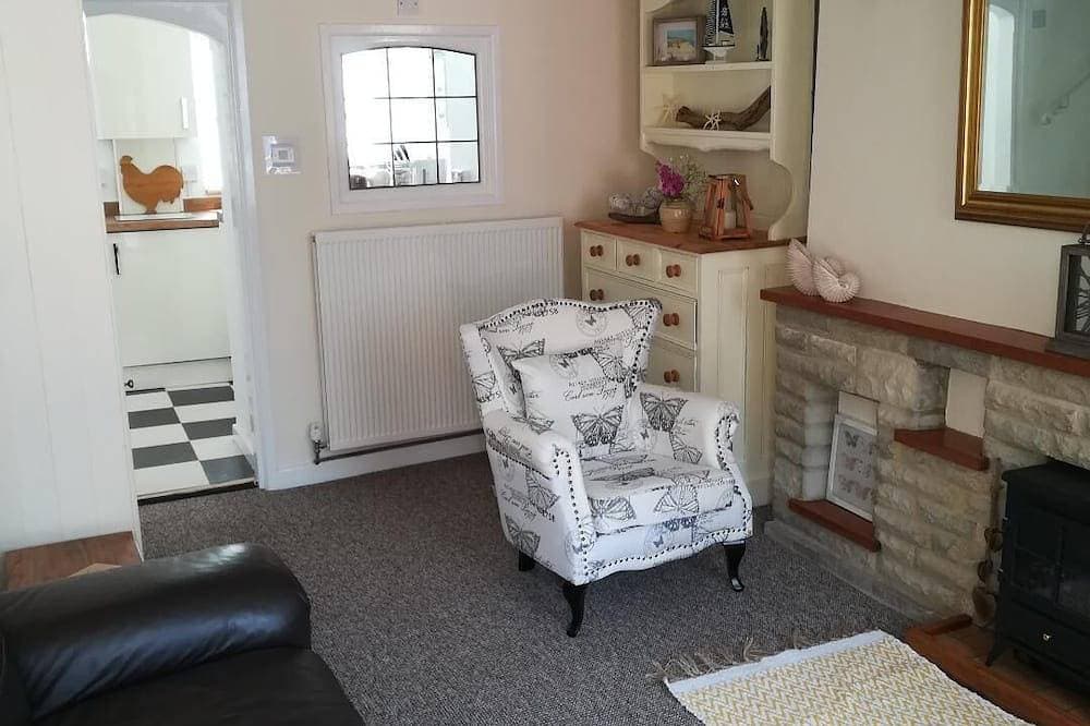 Foto 7 von 22: Cottage close to Beach, Pub & Amenities