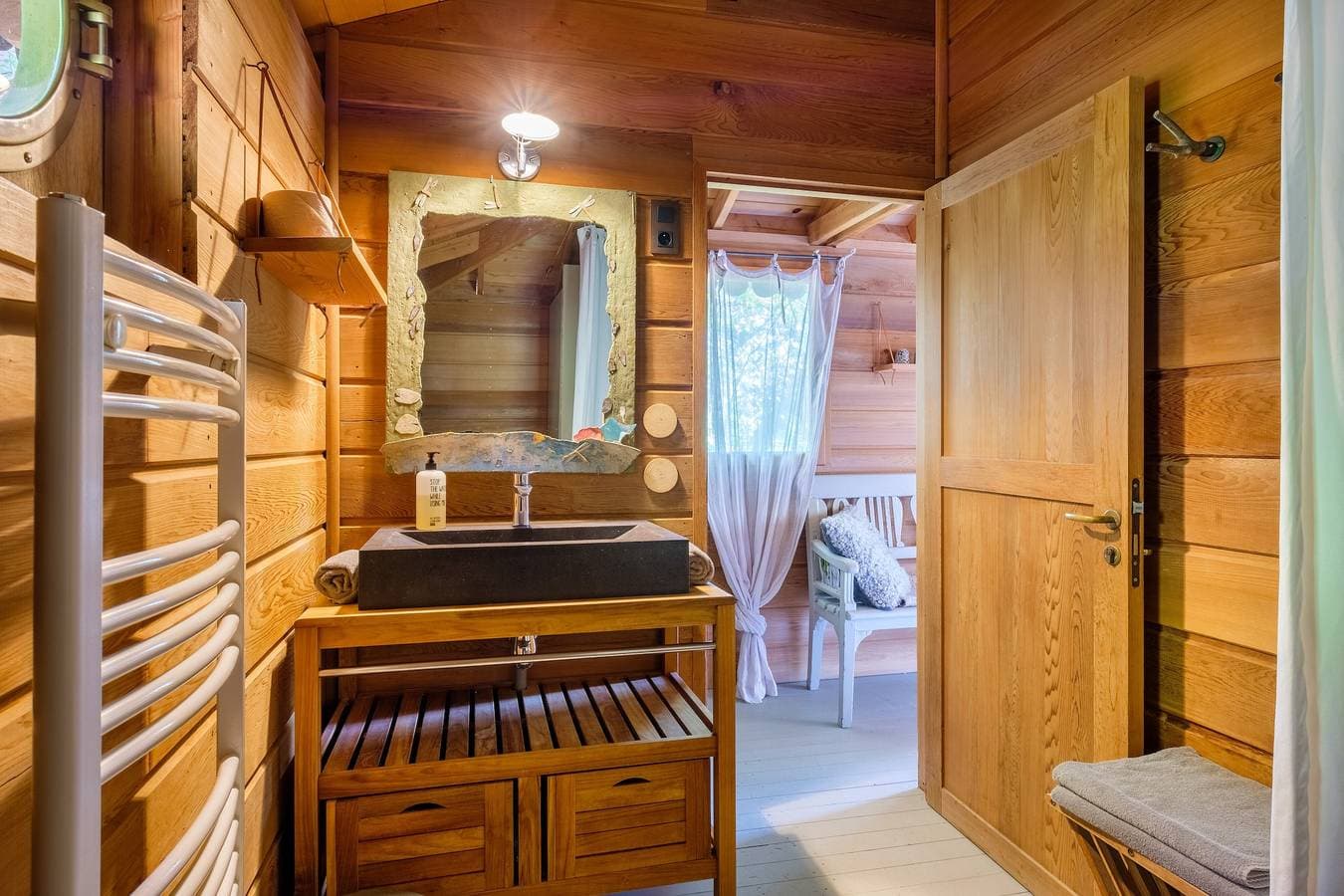 Foto 10 von 23: Ferienwohnung "Bagheera" mit Gemeinschaftspool, privater Terrasse und WLAN