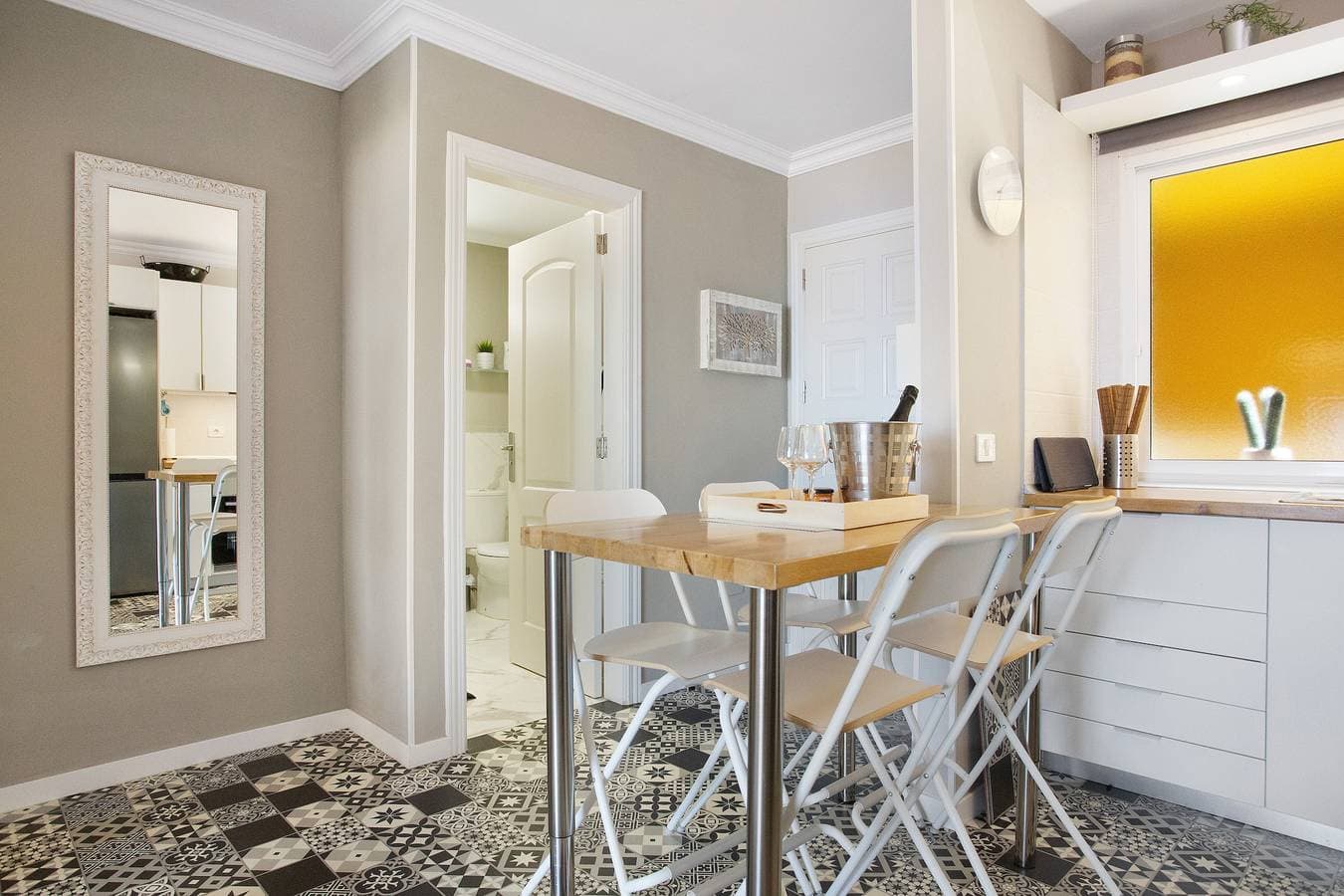 Foto 10 von 33: Ferienwohnung 'Casa Ana' mit Meerblick, Gemeinschaftspool und WLAN