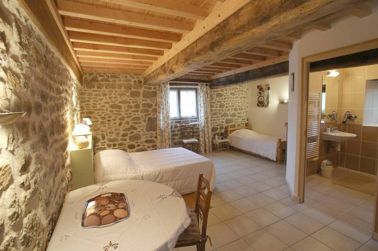 Ferme Cidricole Hugues Desfrièches 1
