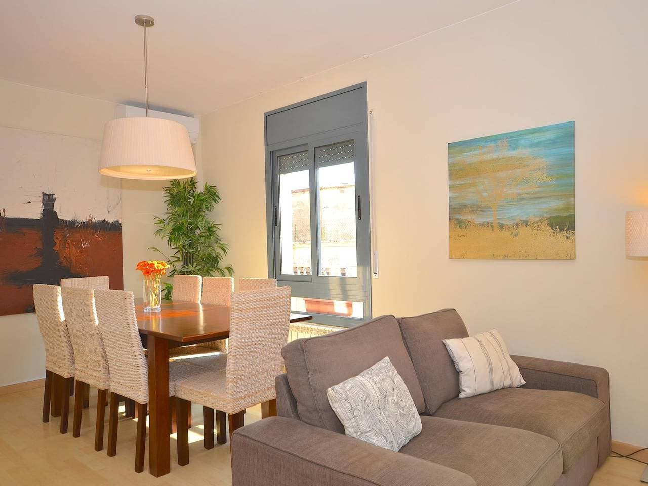Foto 13 von 33: Ferienwohnung für 6 Personen mit Balkon