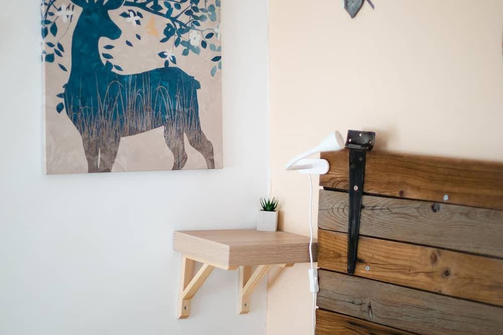 Foto 4 von 28: La Campagne -Studio-Ensuite mit Bad-Stadtblick