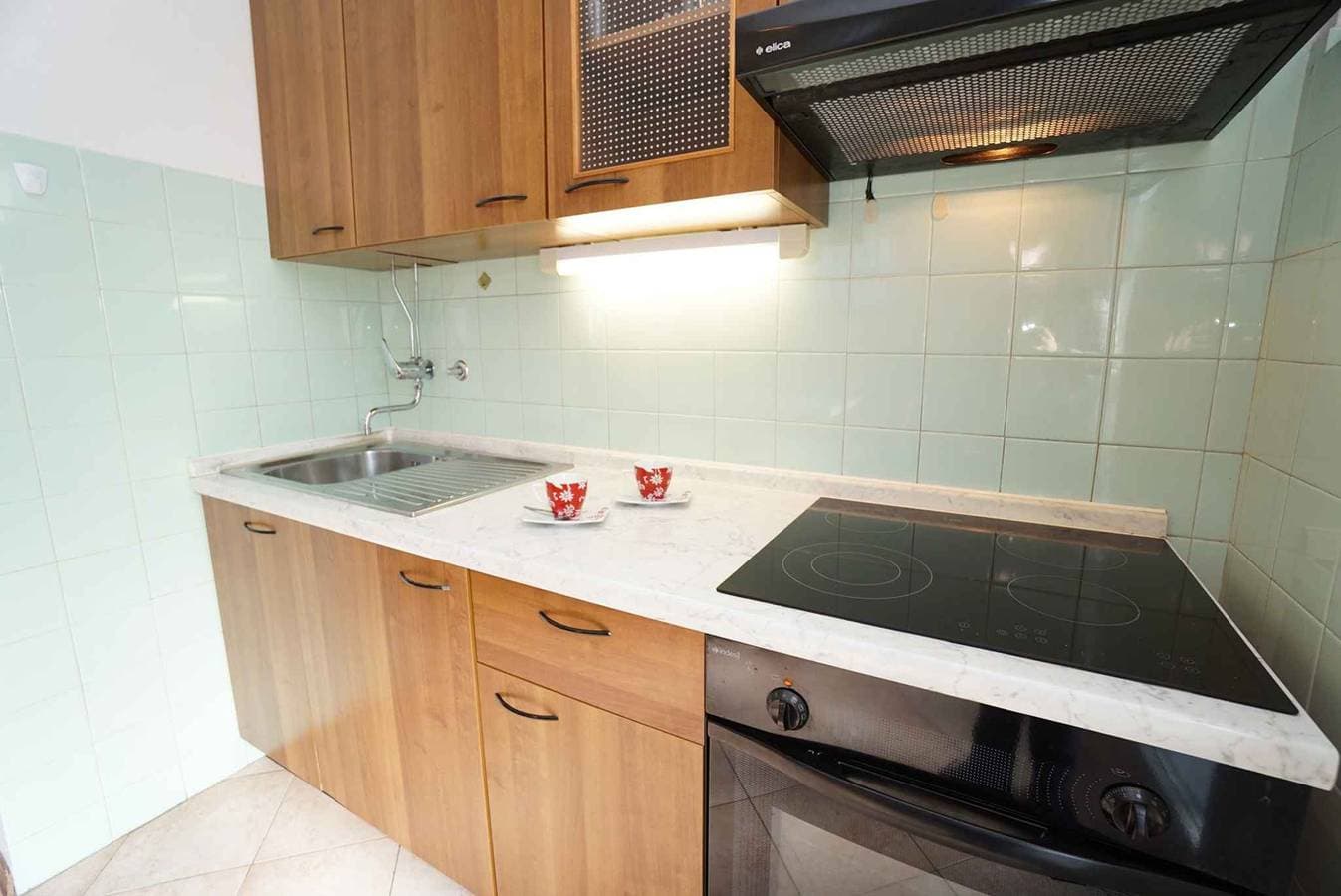 Foto 6 von 27: Ferienwohnung mit Terrasse und Klimaanlage