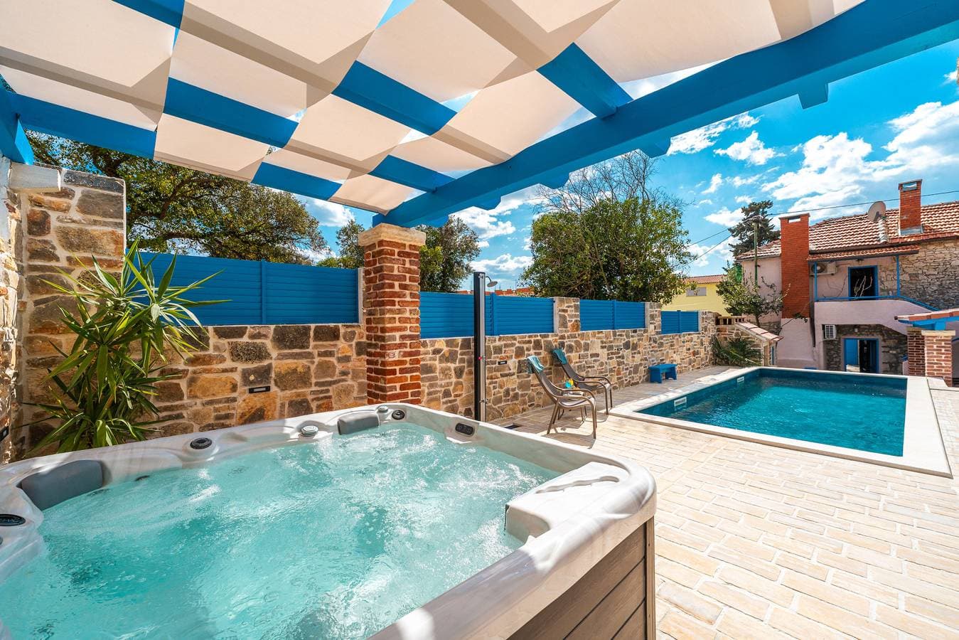 Foto 8 von 46: Stone Holiday house Zara with jacuzzi