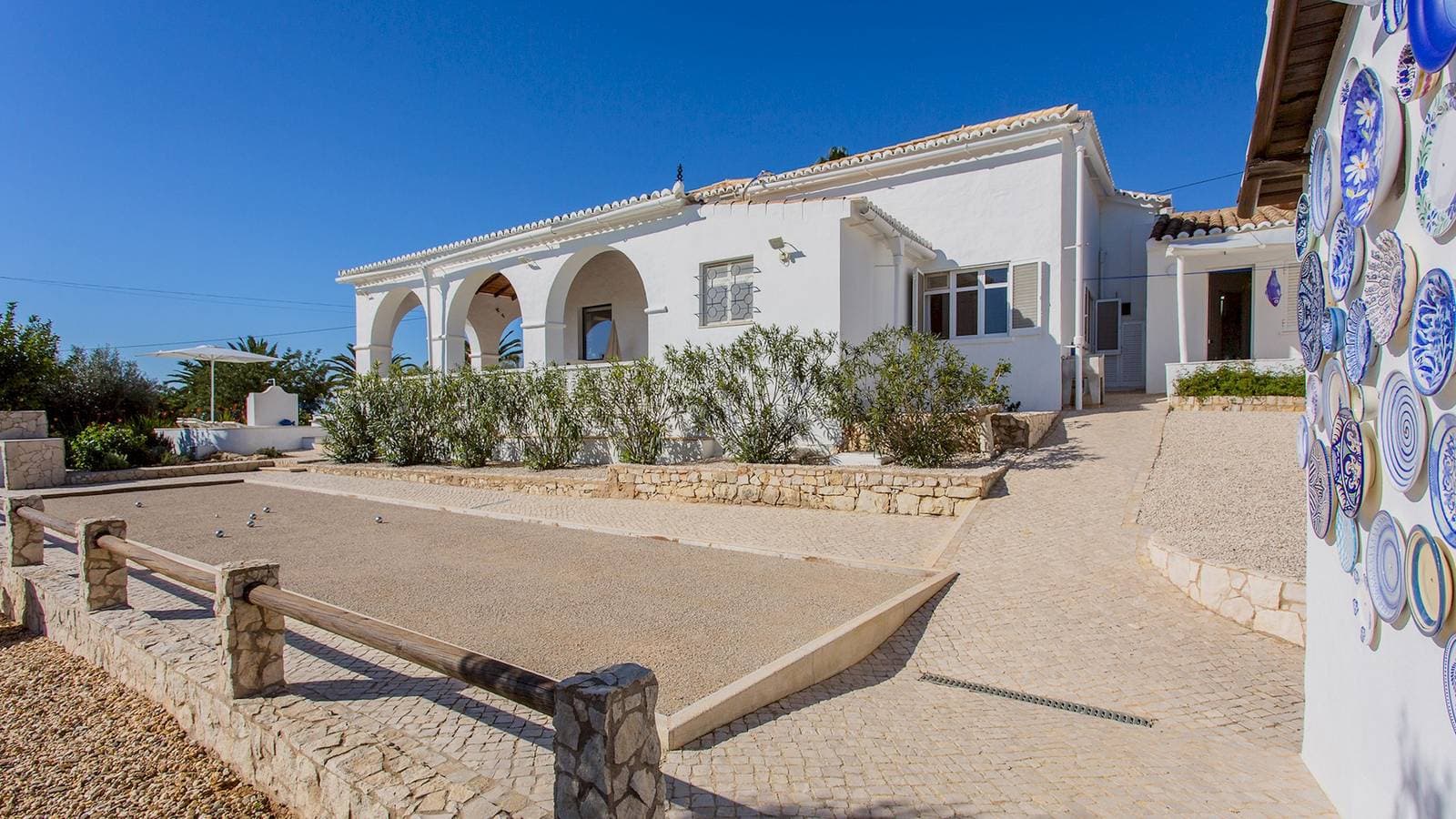 Foto 13 von 47: Villa für 6 Personen mit Garten